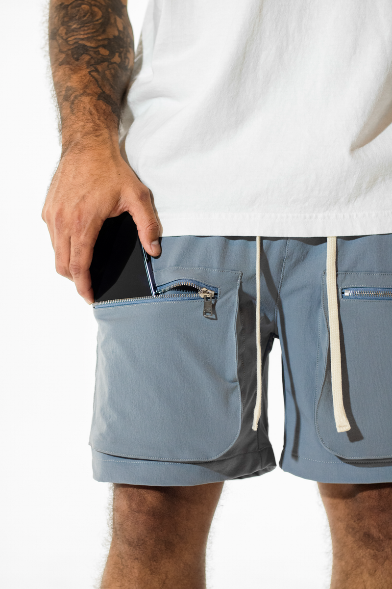 MULTI-POCKET SHORTS (BLUE)