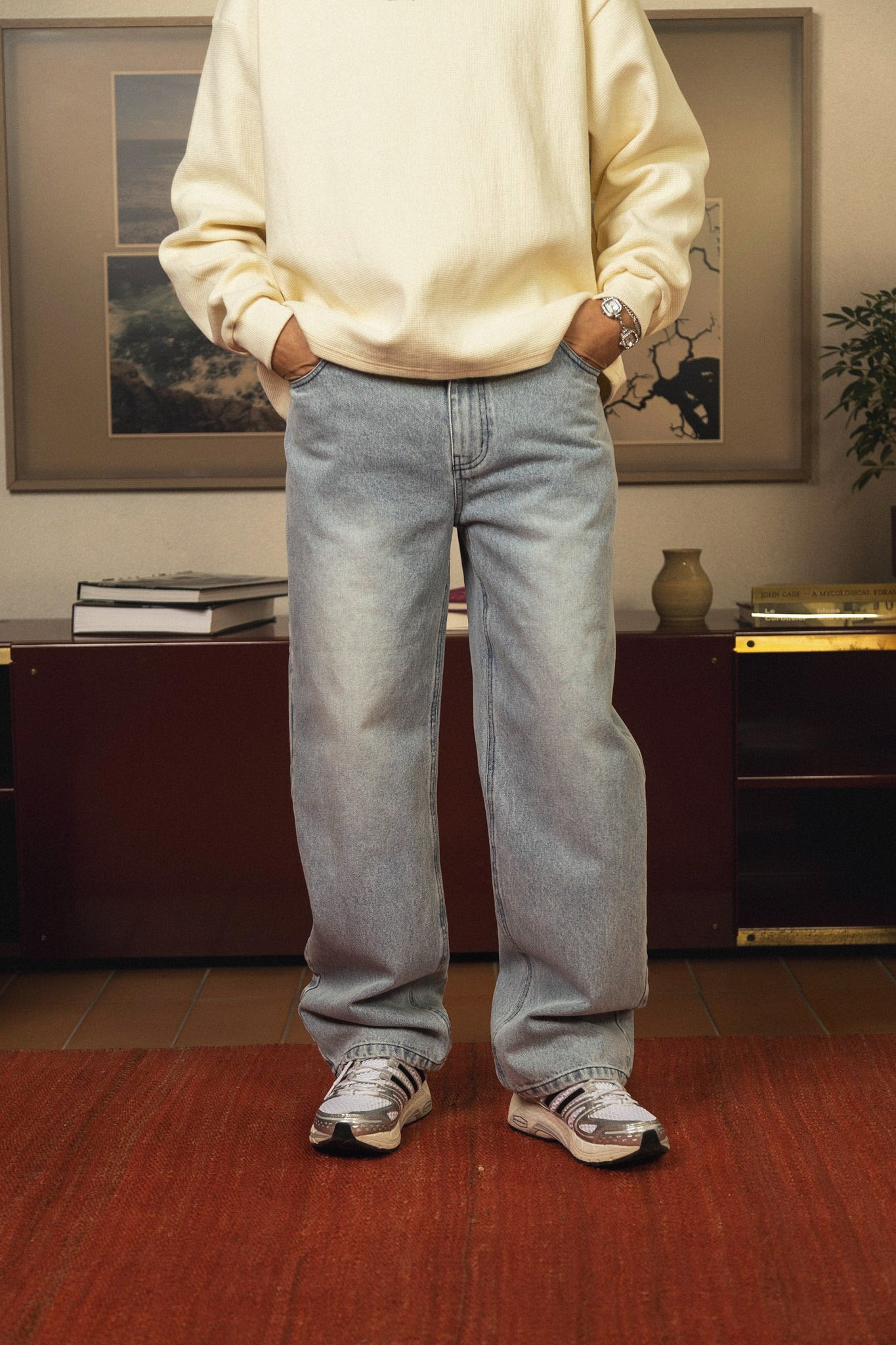 RELAXED DENIM